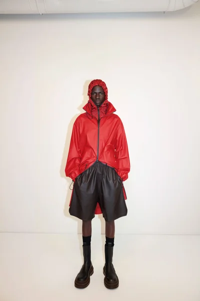 Look 28